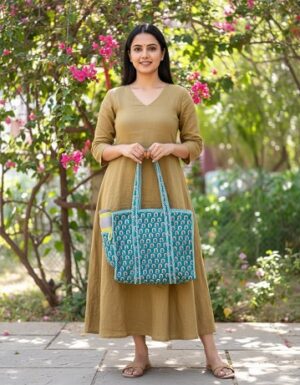 The quilted jhola bag