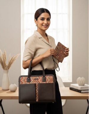 New Two pocket tote Bag