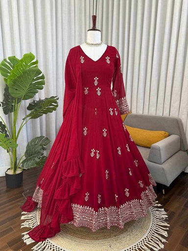 New Exclusive Designer Gown - Image 4