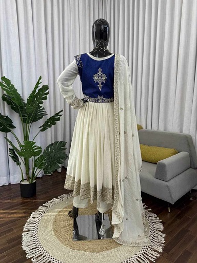 New Beautiful Premium Elegance Gown - Image 3