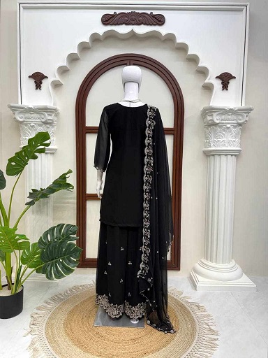 Beautiful Elegent Designer Dress - Image 5