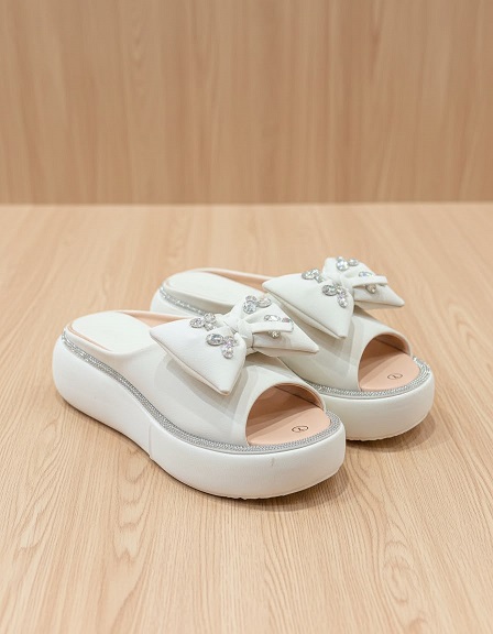 NEW LAUNCH CAPTOES WEDGES MULES WITH BOW - Image 2