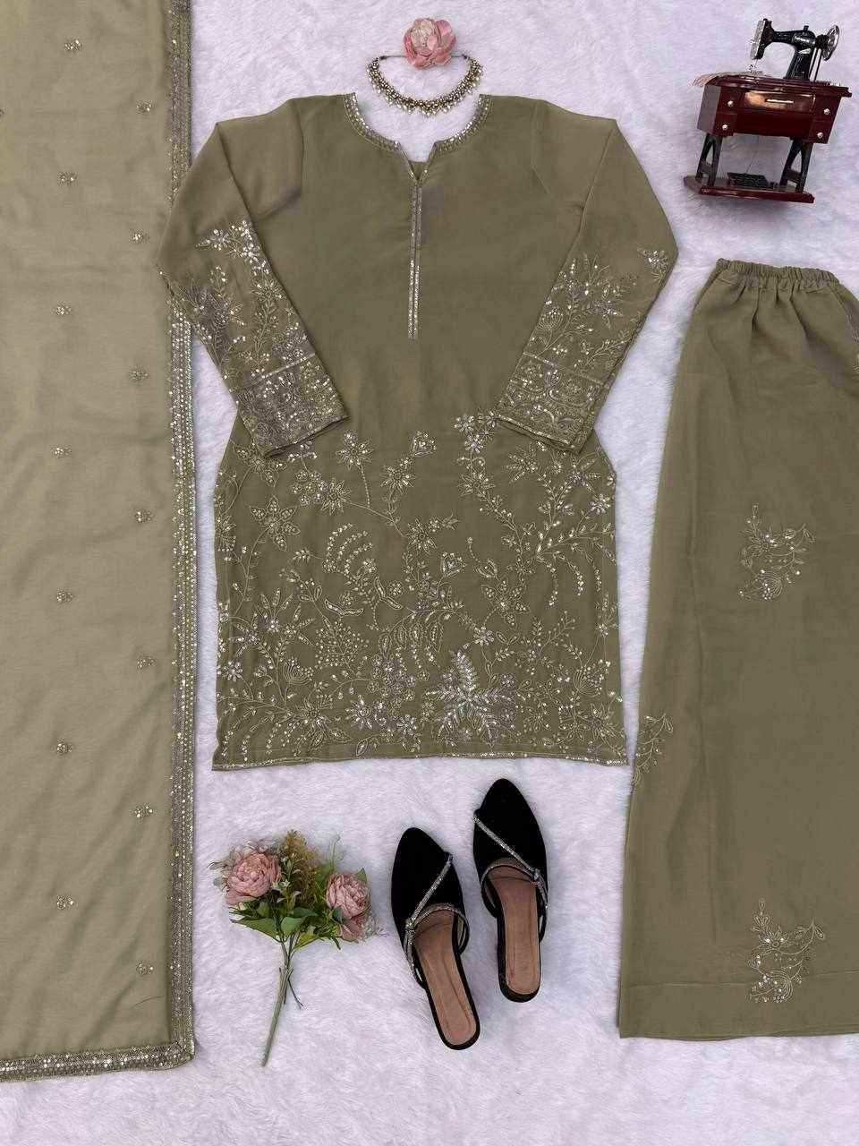 New Premium Elegance Dress - Image 3