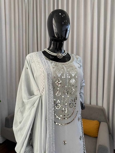 Elegant Ethnic Wear Dress - Image 4