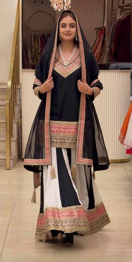 New Classy Designed Dress - Image 3